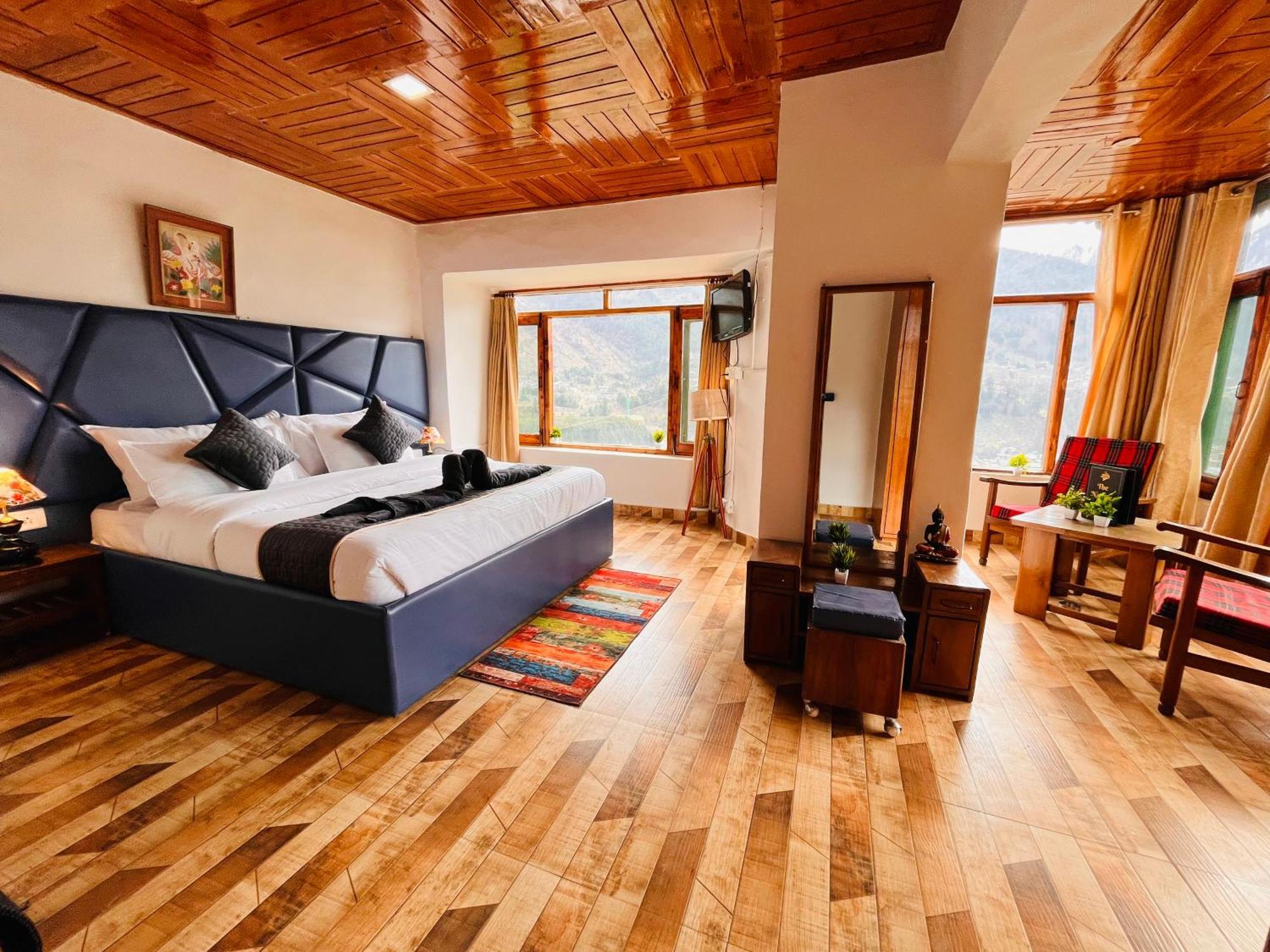 Himalayan River Mountain View 2 Bedrooms Cottage, Manali Екстериор снимка