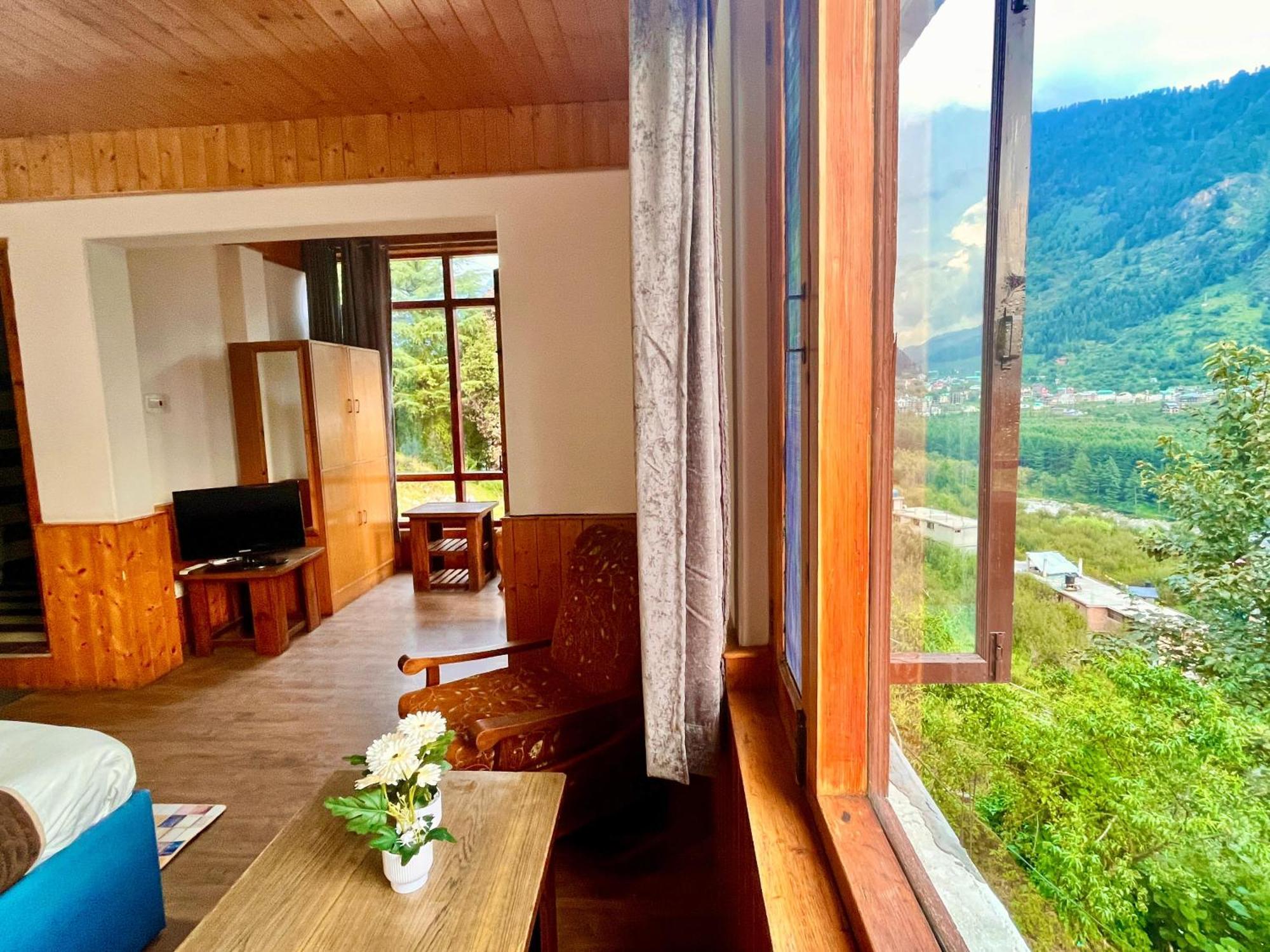 Himalayan River Mountain View 2 Bedrooms Cottage, Manali Екстериор снимка
