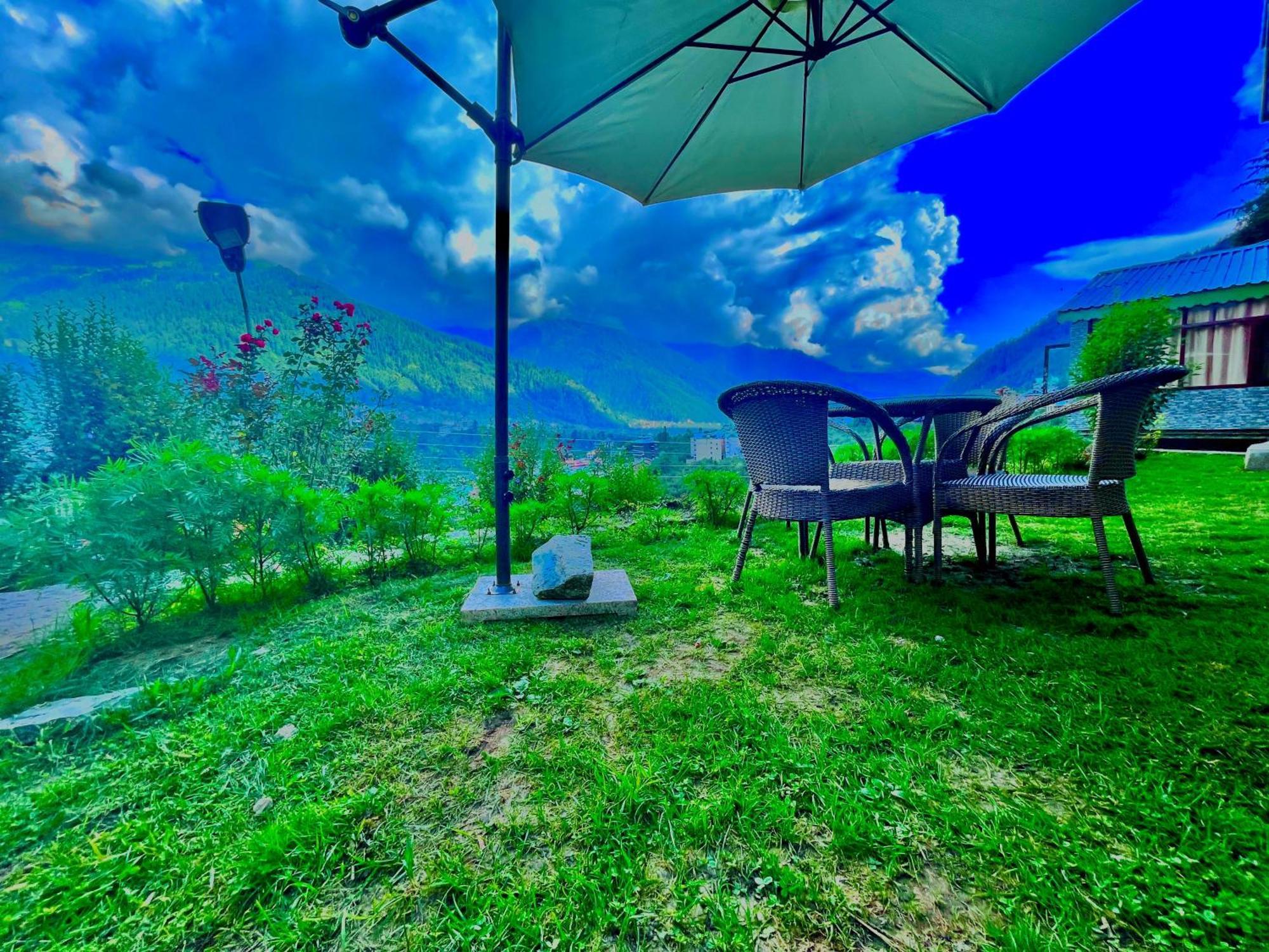 Himalayan River Mountain View 2 Bedrooms Cottage, Manali Екстериор снимка