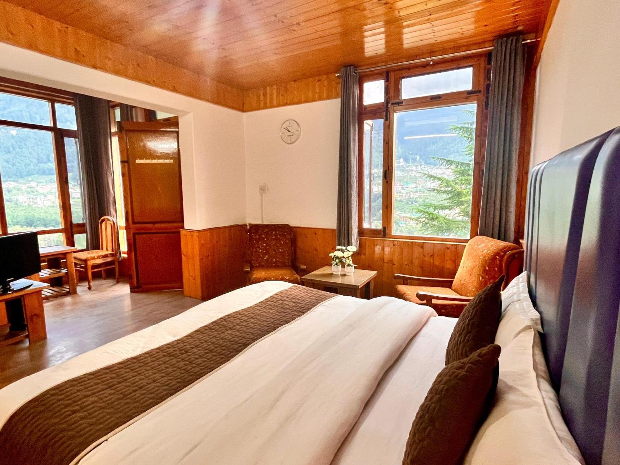 Himalayan River Mountain View 2 Bedrooms Cottage, Manali Екстериор снимка